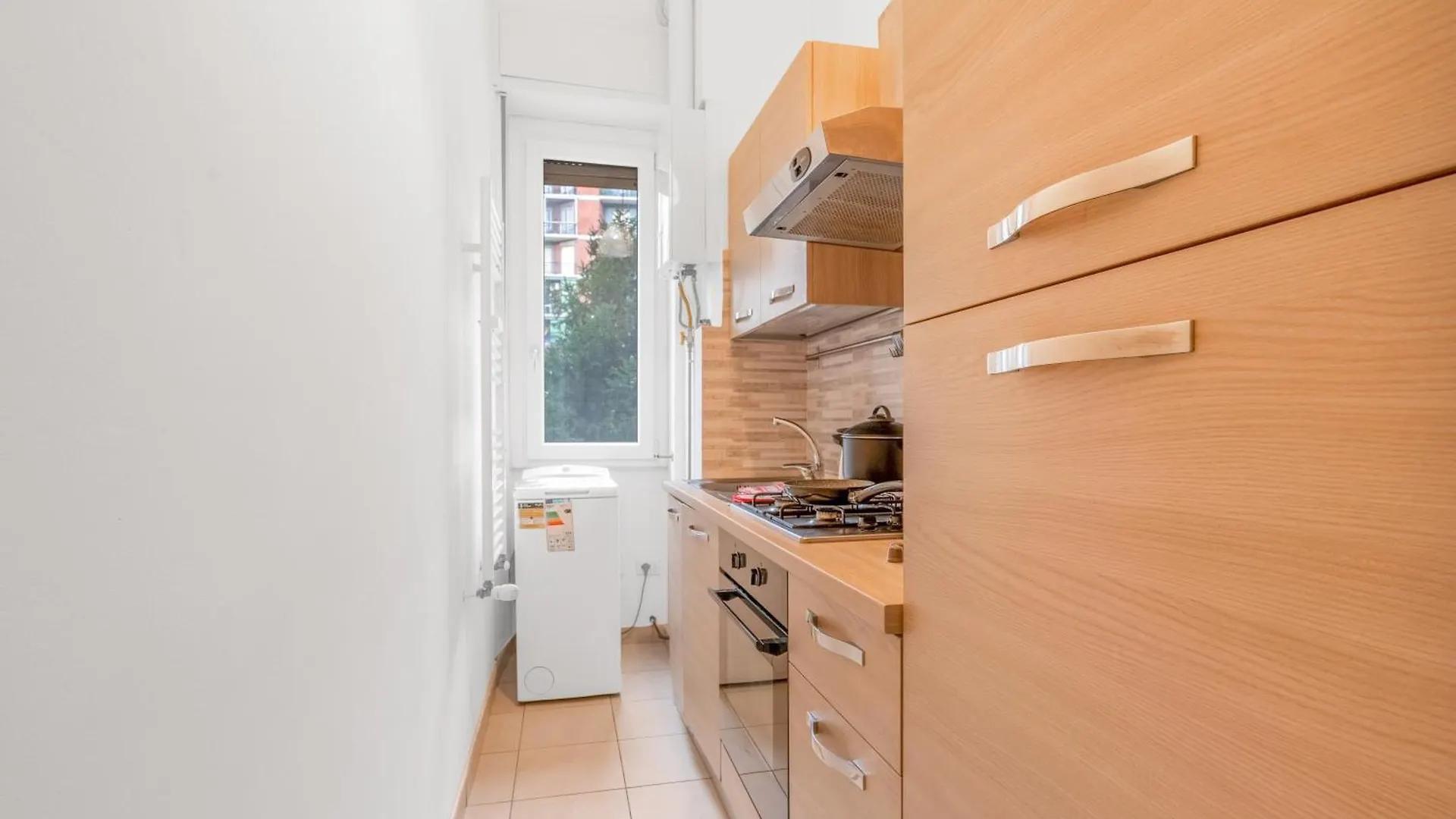 Navigli Duomo - Chateau Milan, Metro M2 E Parcheggio Gratuito Apartment Italy