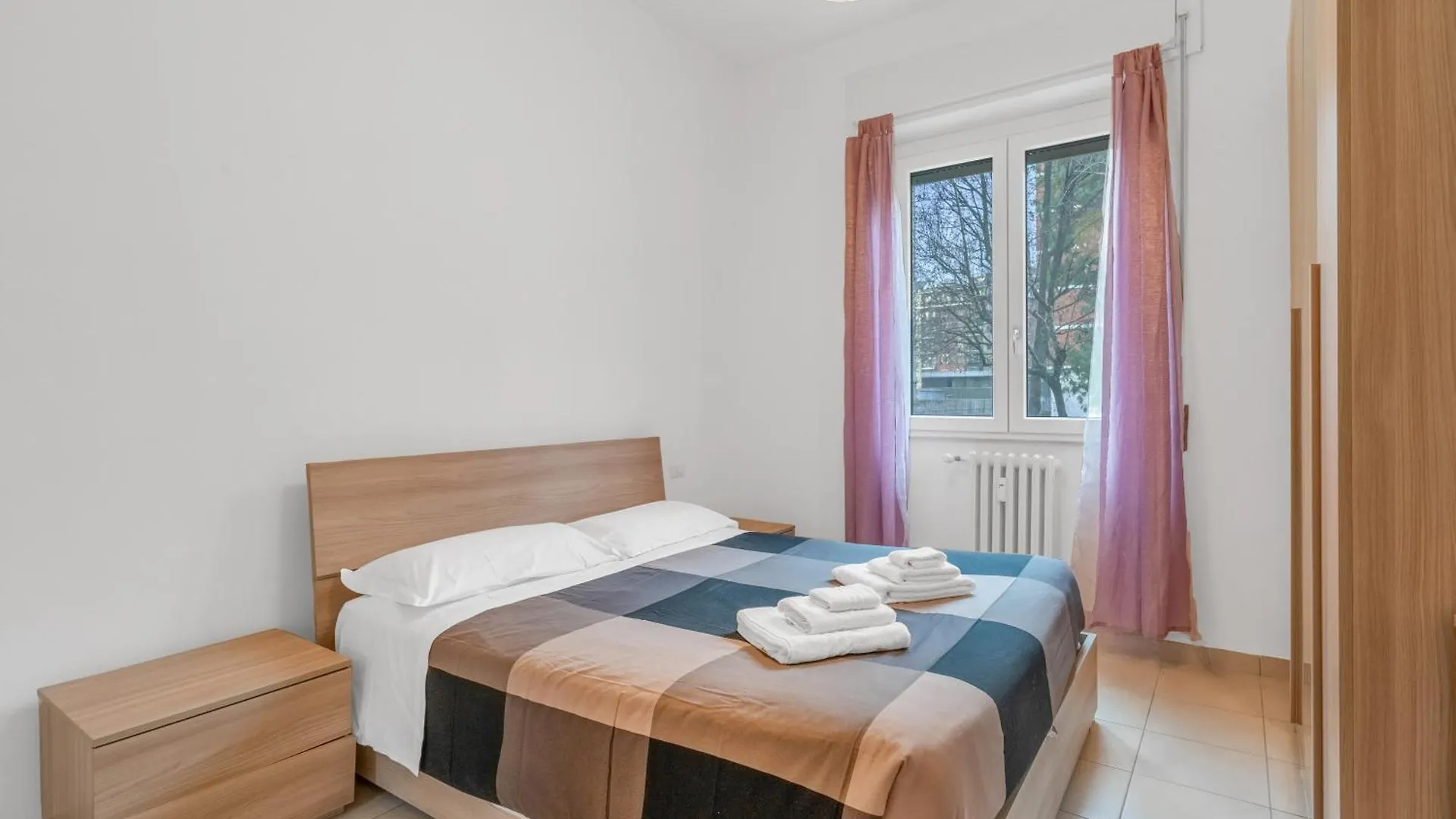 Navigli Duomo - Chateau Milan, Metro M2 E Parcheggio Gratuito Apartment Italy