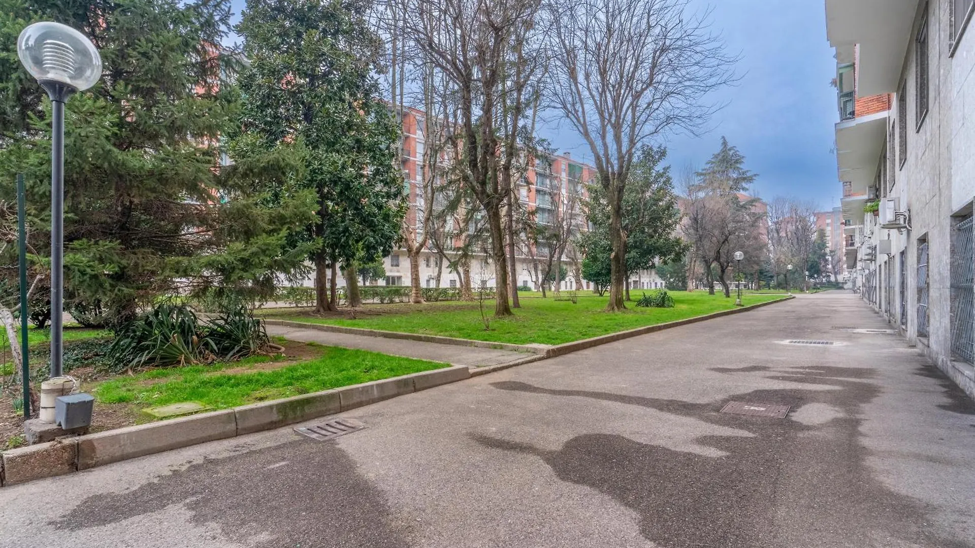 Navigli Duomo - Chateau Milan, Metro M2 E Parcheggio Gratuito Apartment